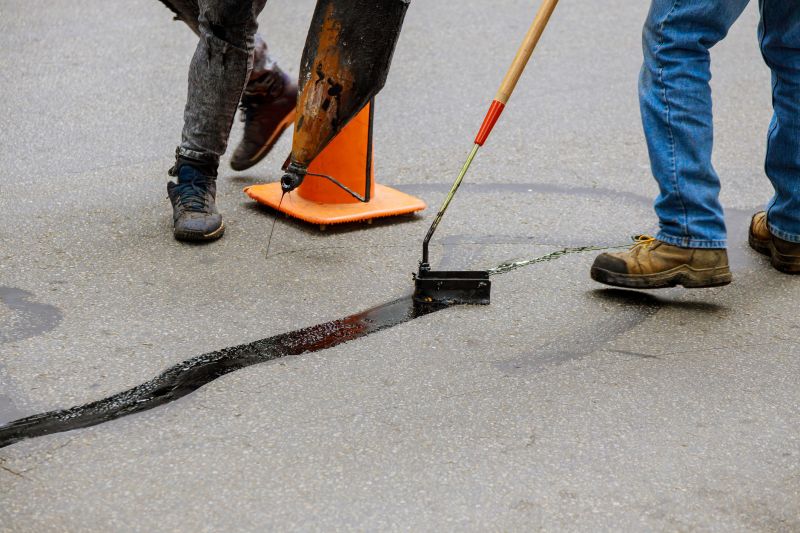 Sealing Asphalt