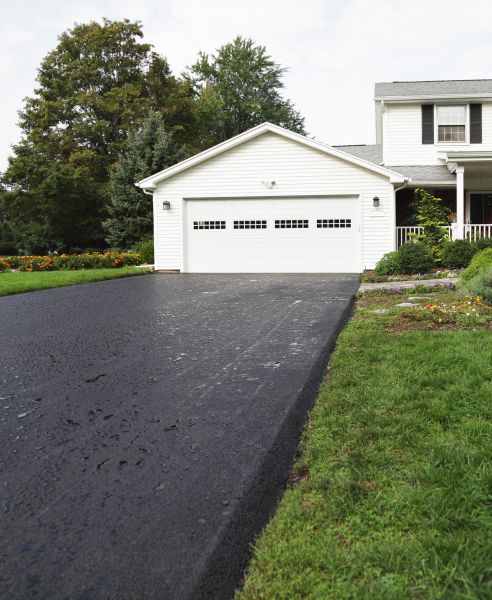 Blacktop Driveway Paving in Davis